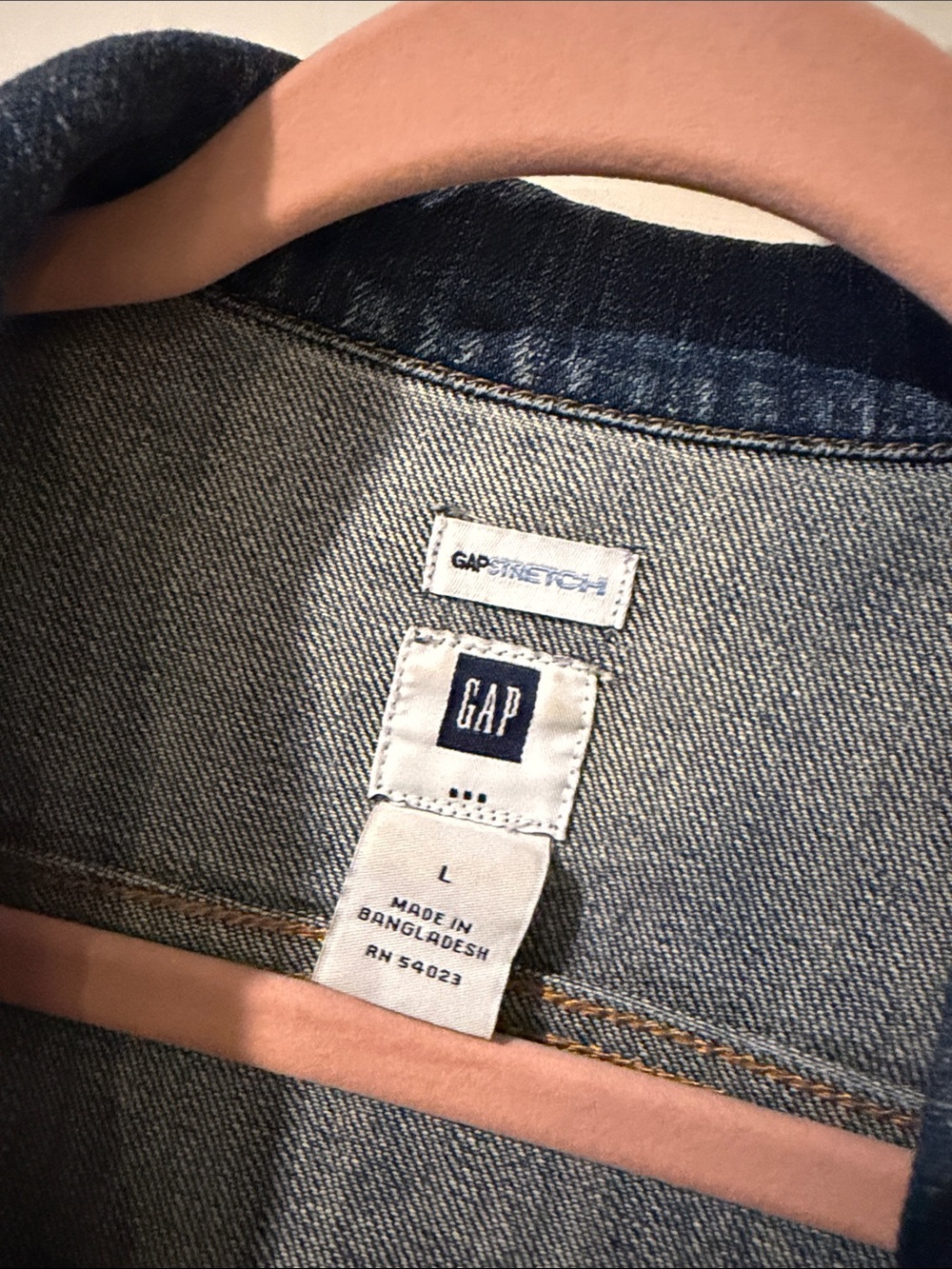 Gap denim jacket - Picture 2 of 3